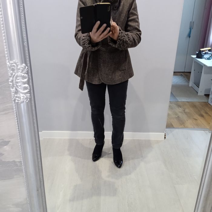 Soon kurtka damska 35% wełny r 12 Stan idealny