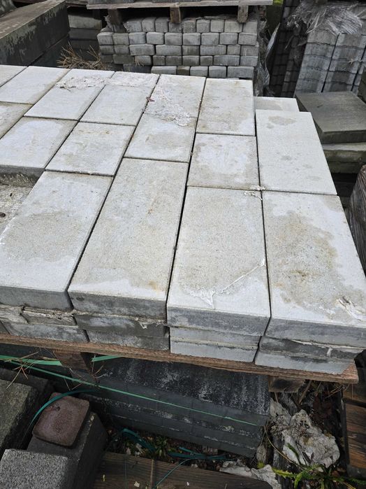 Kostka brukowa, płyty tarasowe, palisady wyprzedaż z magazynu OKAZJA!