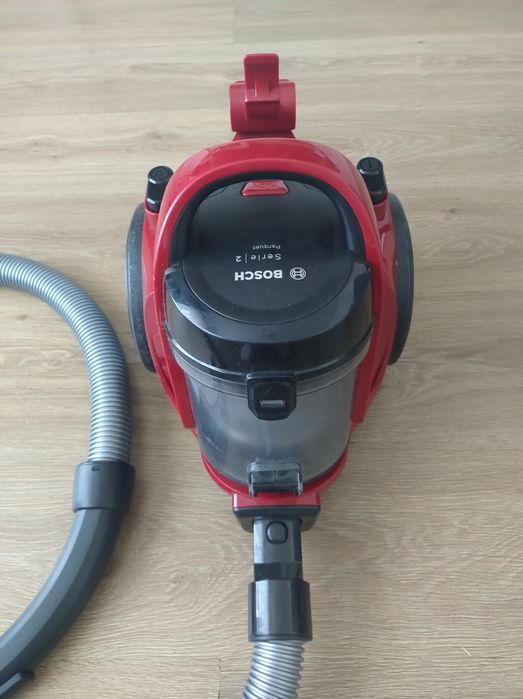 Odkurzacz bezworkowy Bosch