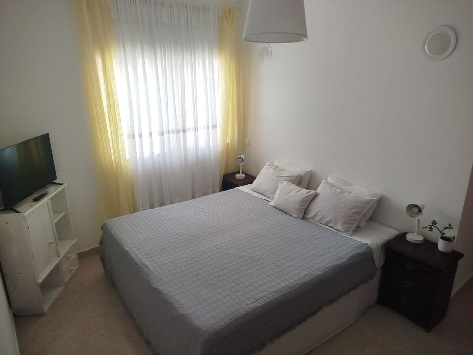 Quarto mobilado são Brás de Alportel