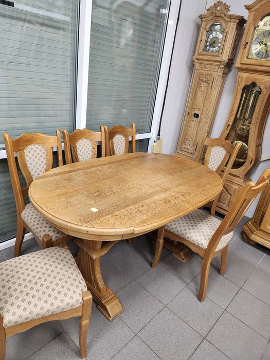 Дубовий стіл та 6 стільців