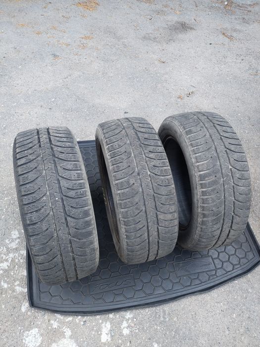 Продам зимову резину Lassa