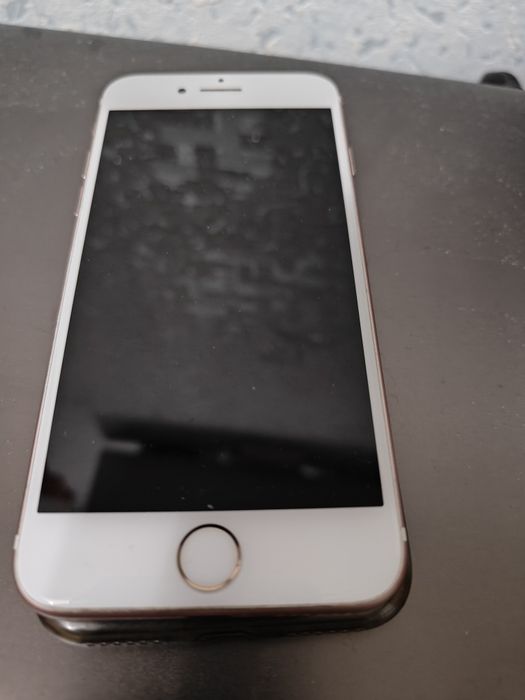 iPhone 7/32 розовое золото
