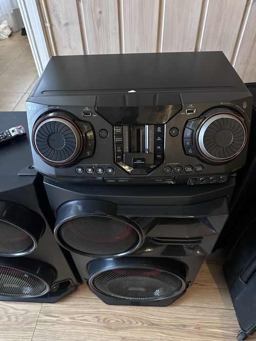 Lg 3500 watt wieża CL 98