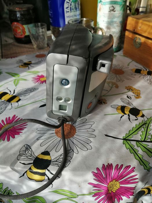 Polaroid One камера
