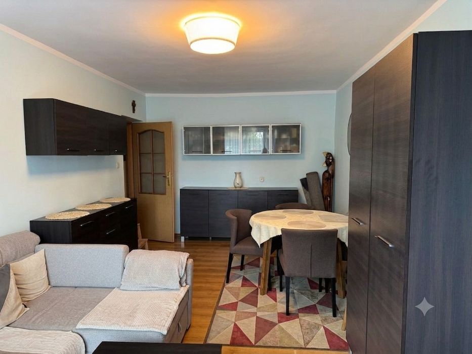 Przytulne, bezczynszowe mieszkanie 54 m² z balkonem (3. piętro) – Wołów