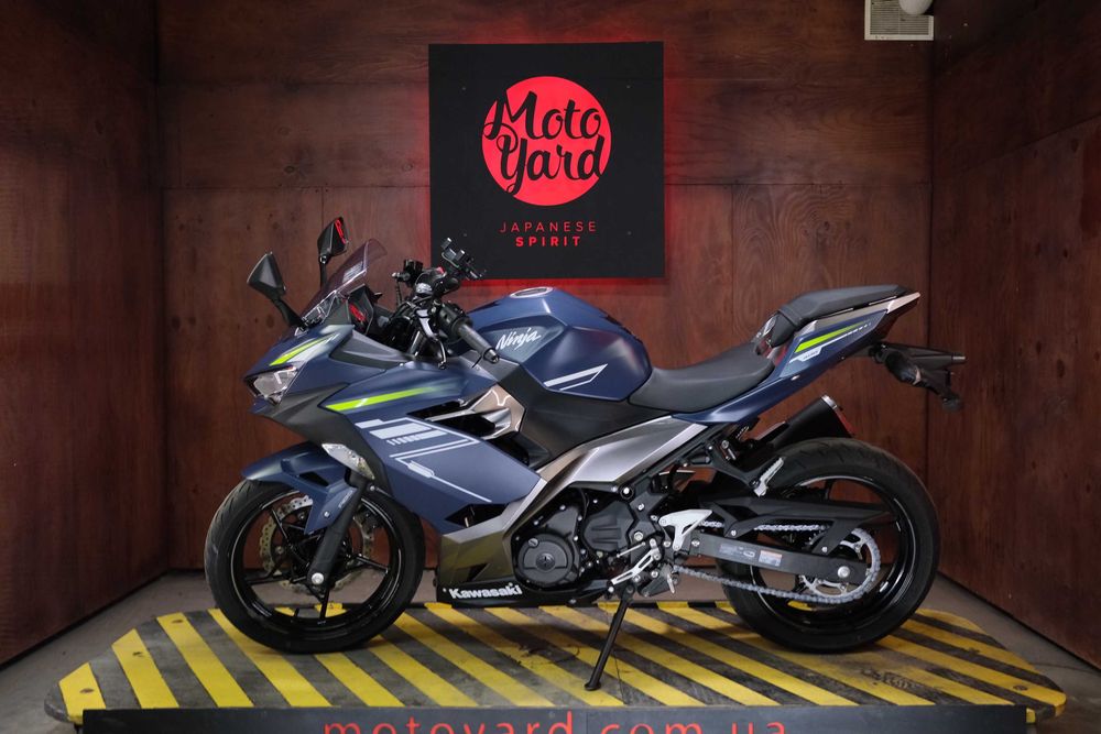 Kawasaki Ninja 400 із Японії