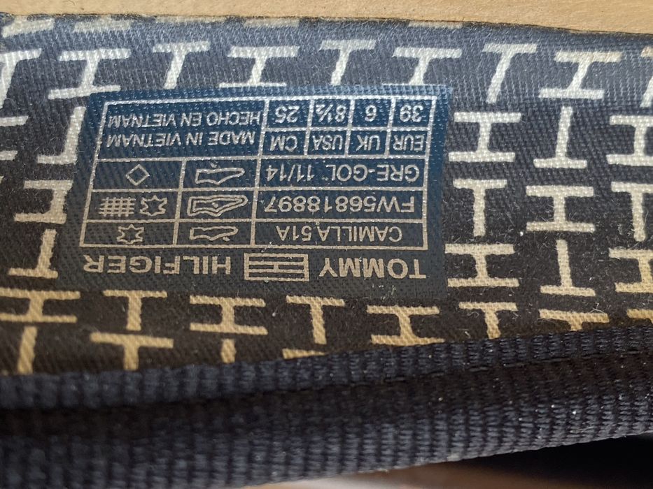 Sabrinas Tommy Hilfiger