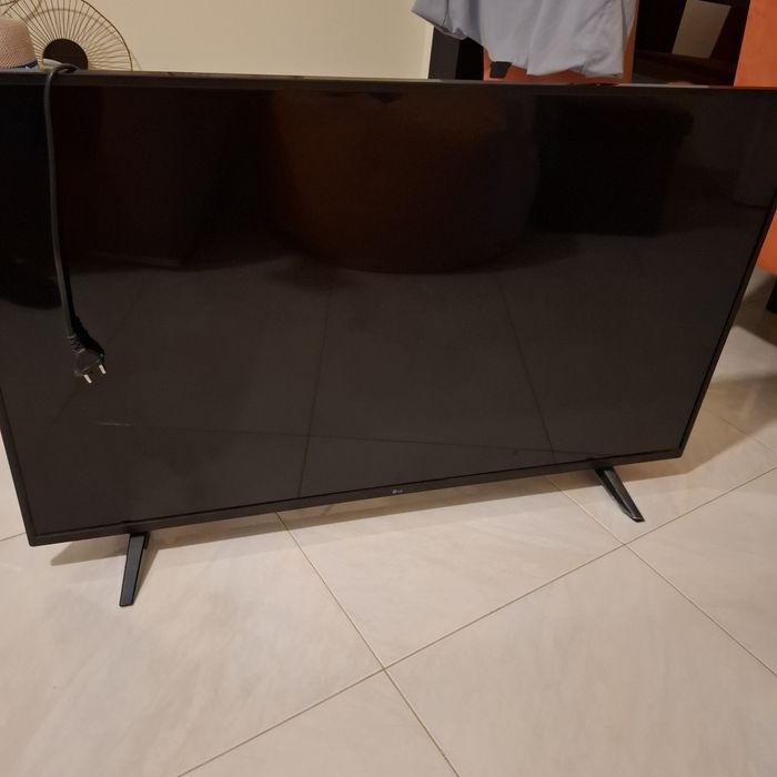 Televisão LG 43 polegadas como nova, praticamente não foi usada