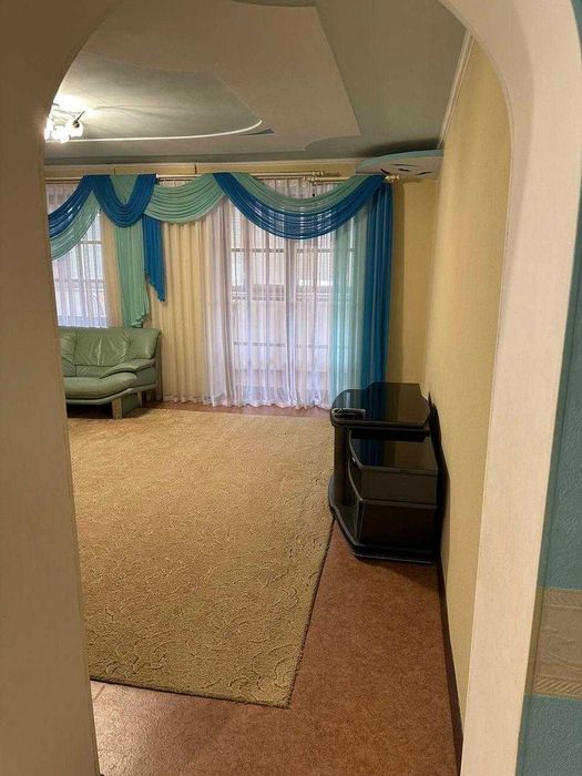 Продам 3-ком квартиру с ремонтом Ак.Королева (3-266-408)