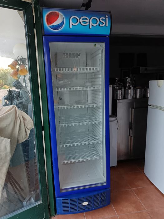 Arca vertical de frio