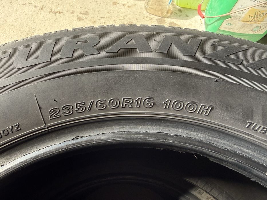 Продам летние шины Bridgestone Turanza 235/60 R16