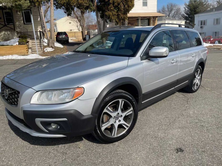 Volvo XC70 T6      2015