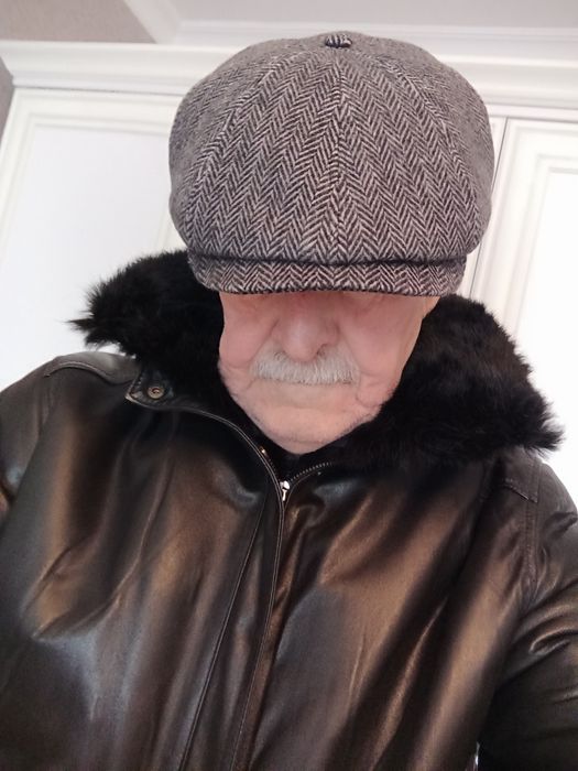 Продам зимнюю мужскую куртку на цигейке 54-56р