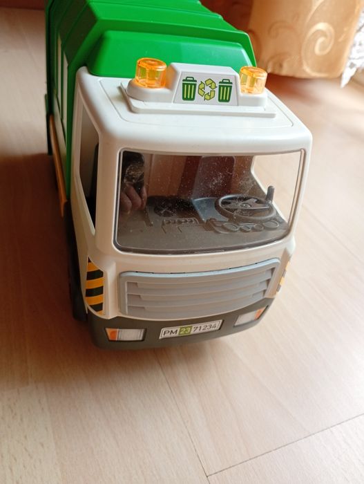 Śmieciarka Playmobil