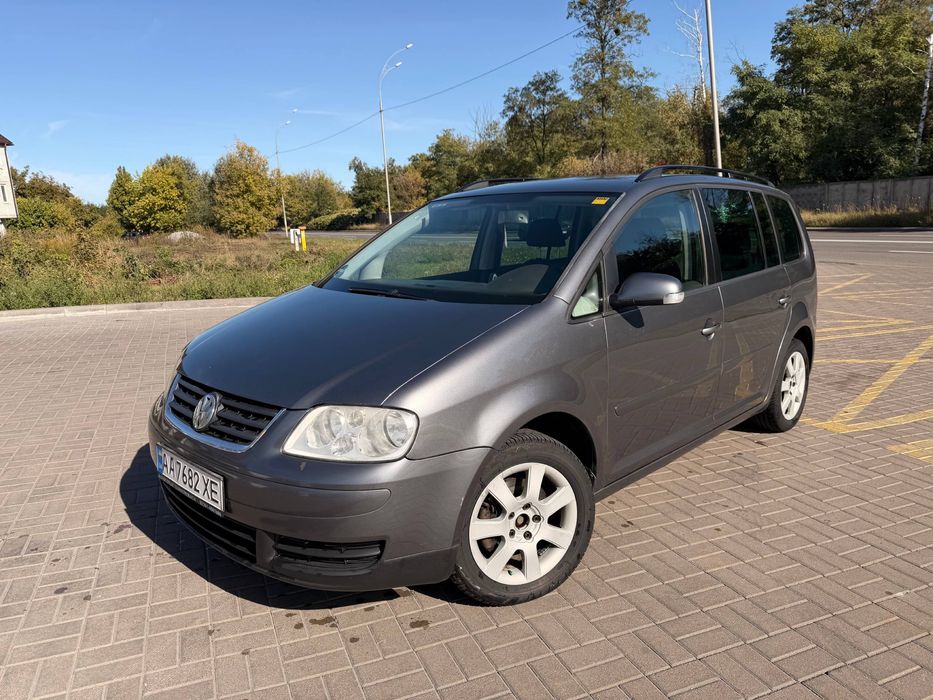 Volkswagen touran