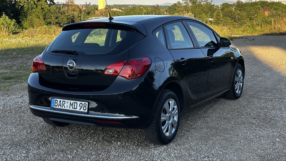 Opel Astra 1.4 Benzyna | 2013 r. | Po serwisie |