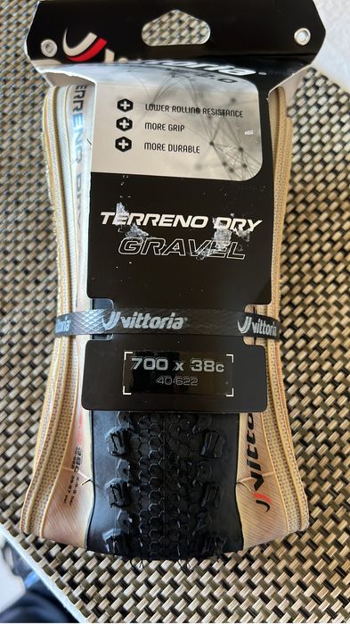 Pneu vittoria terreno gravel 700x40 c