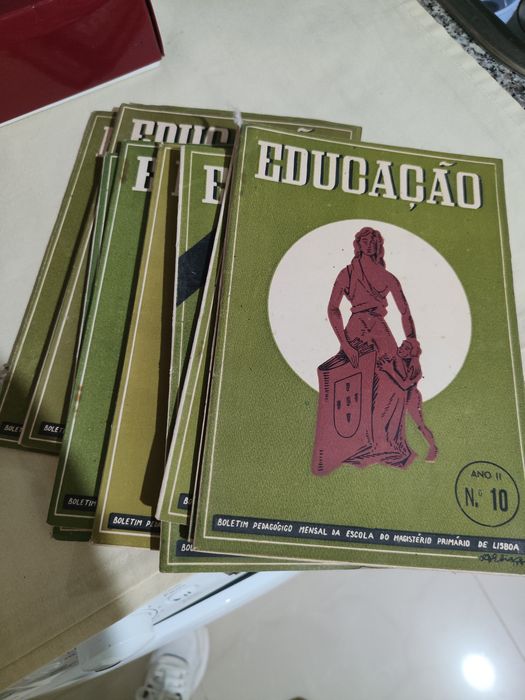 Magistério Primário de Lisboa  revista / livros