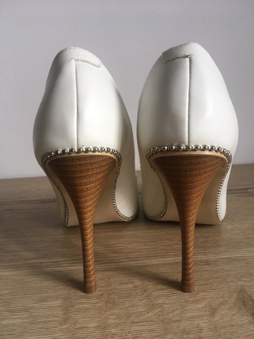 Szpilki białe ślubne nowe 38