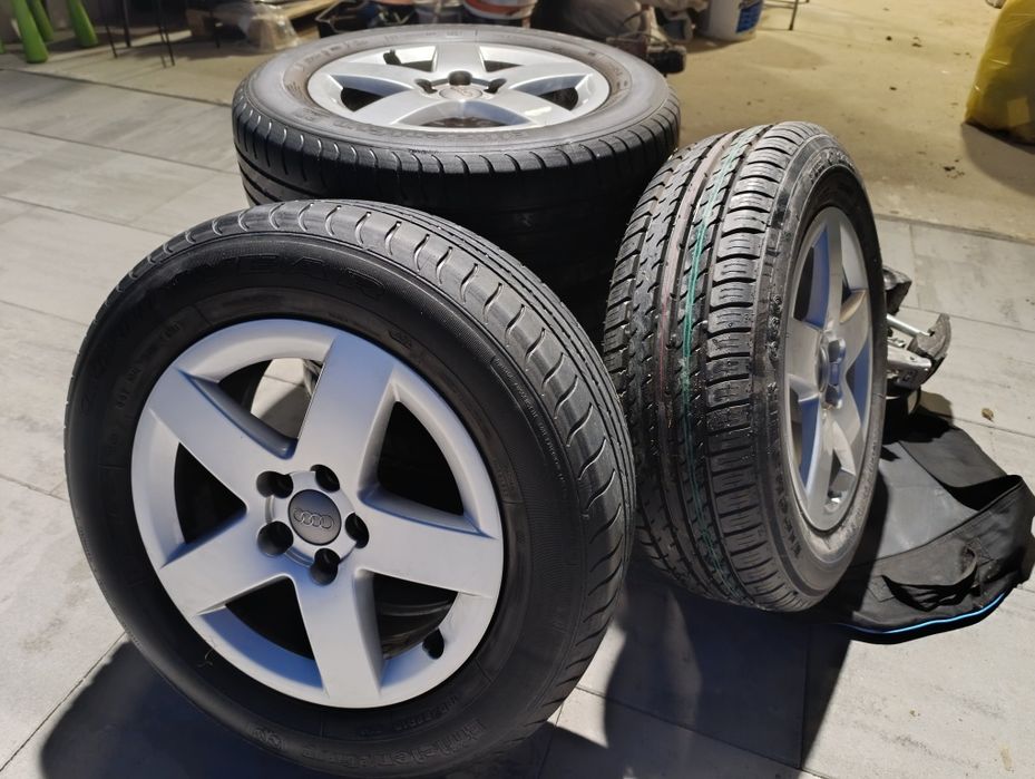 Felgi aluminiowe oryginalne Audi A3 8L 5 sztuk R15 rozstaw 5x100