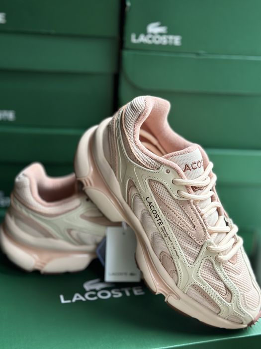 Жіночі кросівки Lacoste . Кросівки lacoste. Жіночі кросівки лакоста