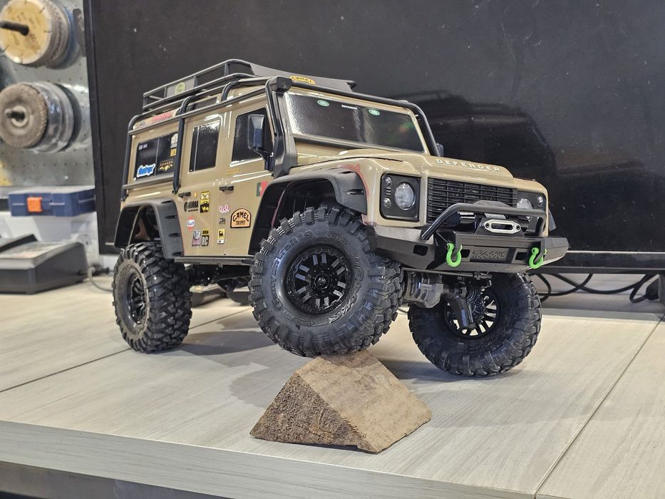 RC 1:10 Traxxas Trx4 Defender Sand Camel Trophy