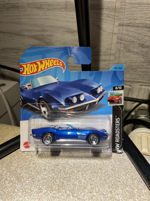 72’ Stingray Convertible - Hw Roadsters 8/10- Hotwheels