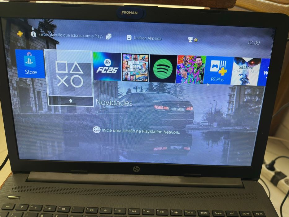 PS4 slim 500GB + 1 comando