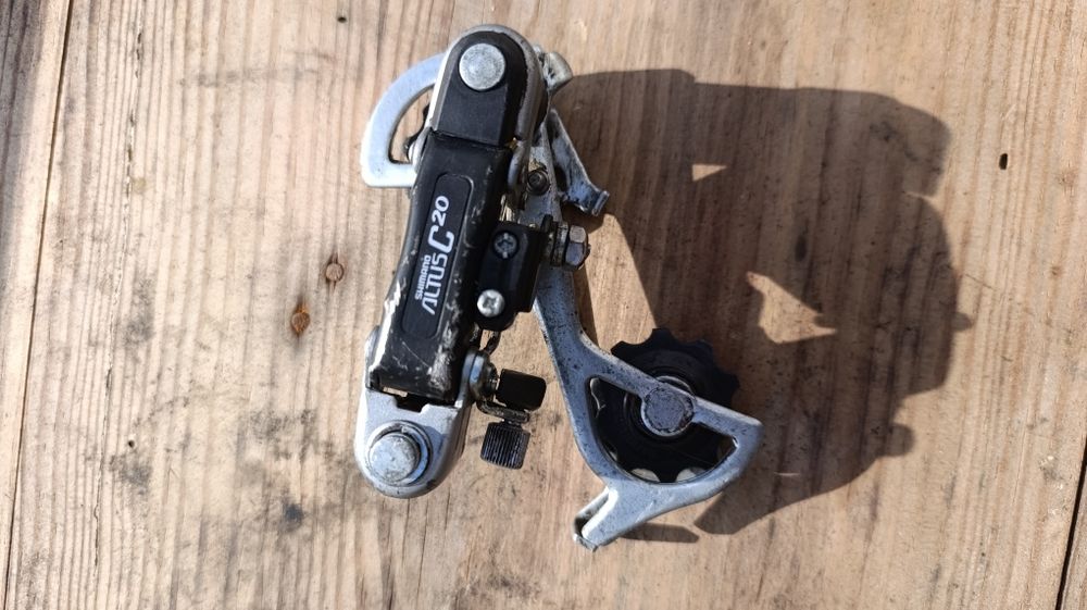 Desviador traseiro Shimano Altus C20 – 6/7v