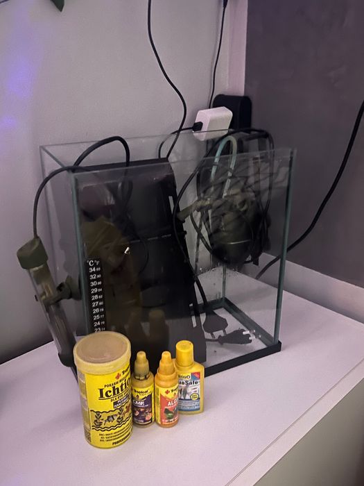 Akwarium aquafel 13l z wyposażeniem