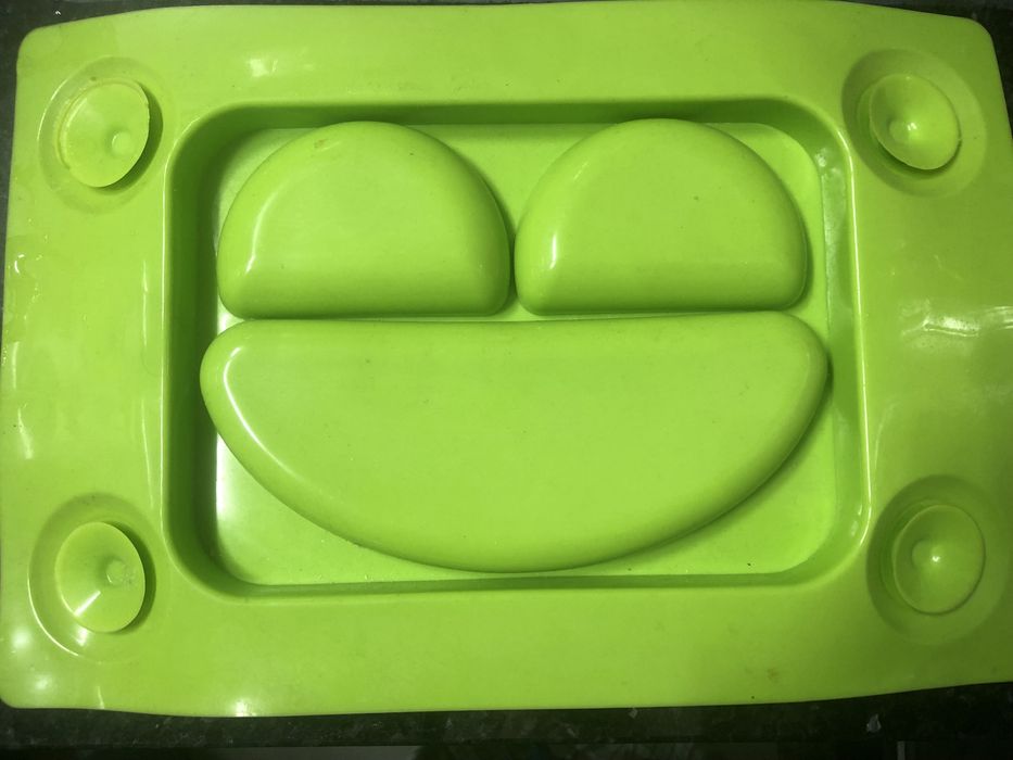 Prato bebé silicone com ventosas Easymat64332101277954123