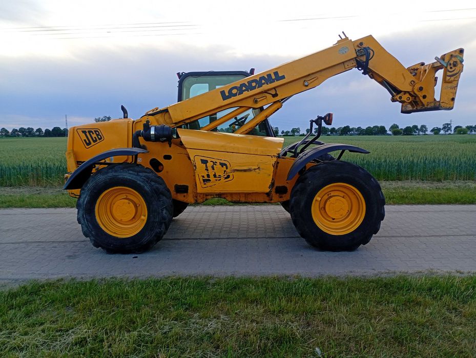 Ładowarka JCB 528S