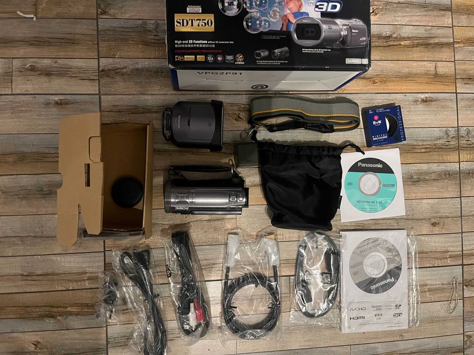 Kamera 3D Panasonic SDT 750 zestaw