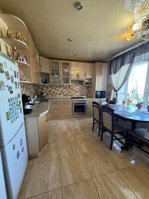 74м2 Продаж 2 кім квартири Автономка Масани