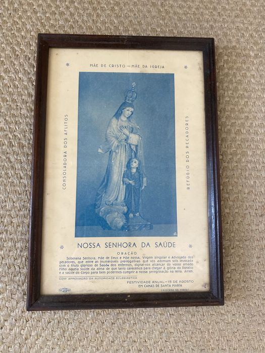 Nossa Senhora da Saúde emoldurada