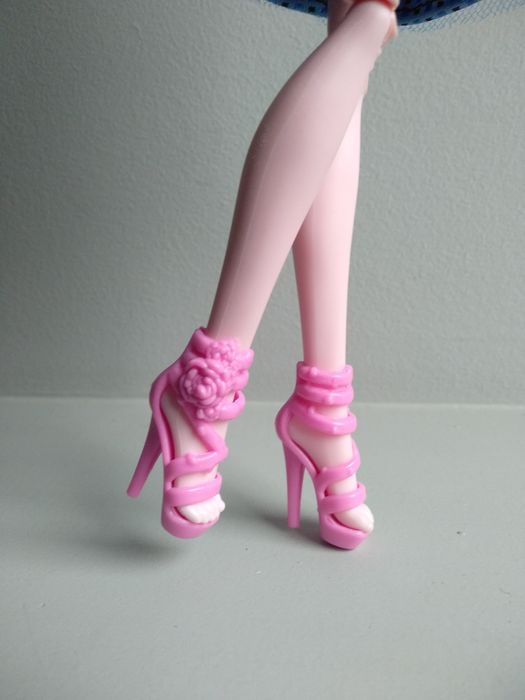 Zestaw 5par Buty dla lalki Monster High