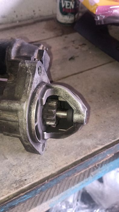 Продам стартер на бмв е 46 m47