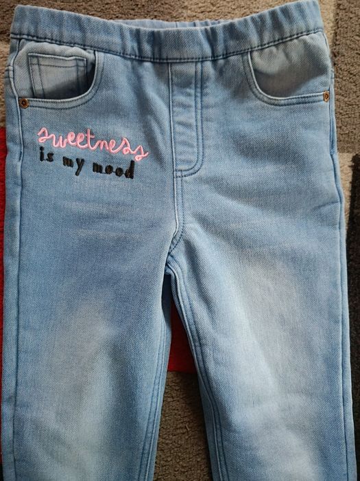 Jeansy dla dziewczynki roz 128
