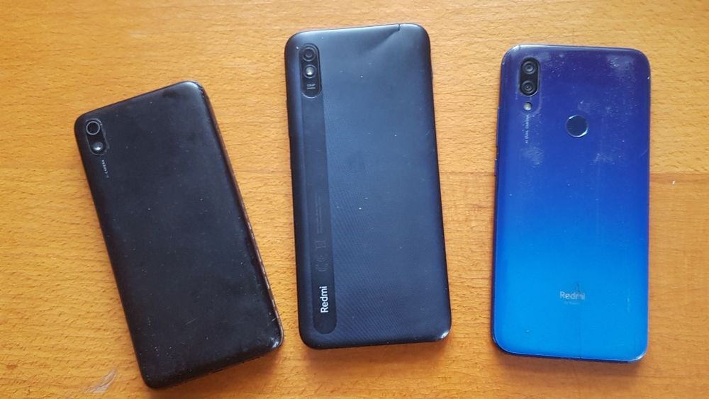 Redmi 7 (7A, 9A)    .