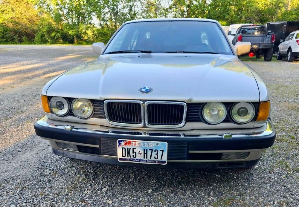 BMW Seria 7 12 cylindrów, LONG, 1 właściciel w USA, BEZ KOROZJI