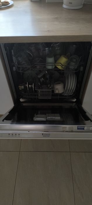 Zmywarka 60  do zabudowy Hotpoint Ariston