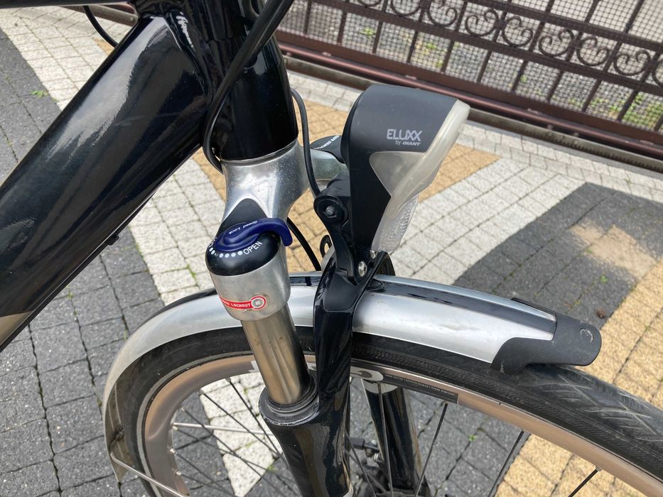 Rower elektryczny Giant Aspiro