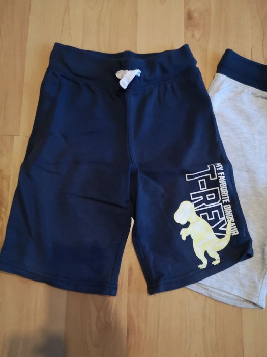Krótkie spodenki 2szt. rozm. 128