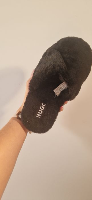 Nowe kapcie Hugo