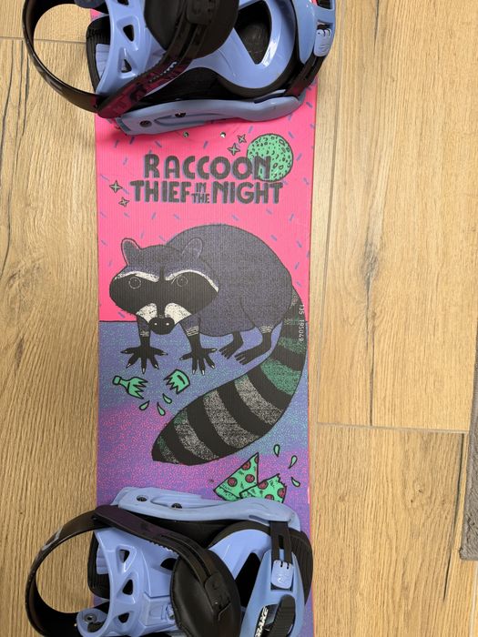 Deska snowboardowa misty drake 135 cm z wiązaniami drake. Stan dobry