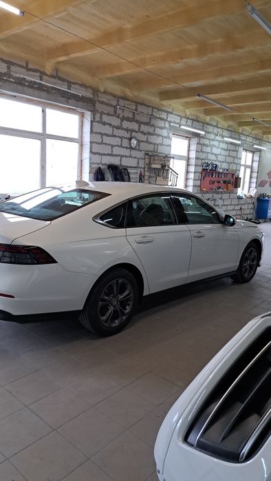 Honda Accord 2023 VIN 1HGCY1F35PA006587 фото оголошення 6 з 18