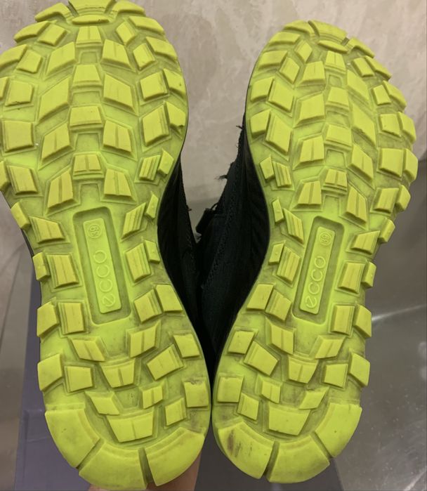 Продам хлопчачі черевики ECCO