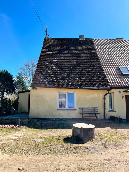 Sprzedam przestronny lokal mieszkalny z dużą działką nad rzeką – Sławsko, gm. Sławno