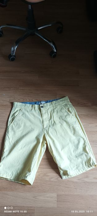 Шорты мужские жёлтые